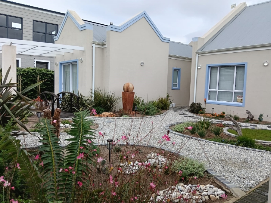 To Let 3 Bedroom Property for Rent in Sandbaai Western Cape